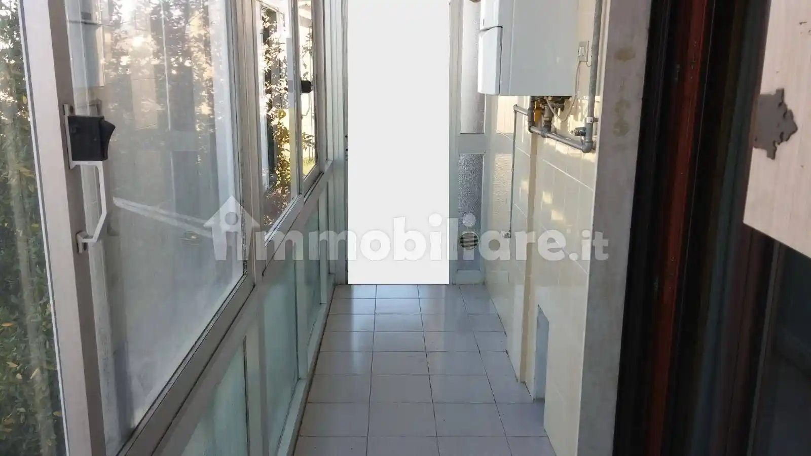 Trilocale via Pesaro 8, Centro, Potenza - foto 3