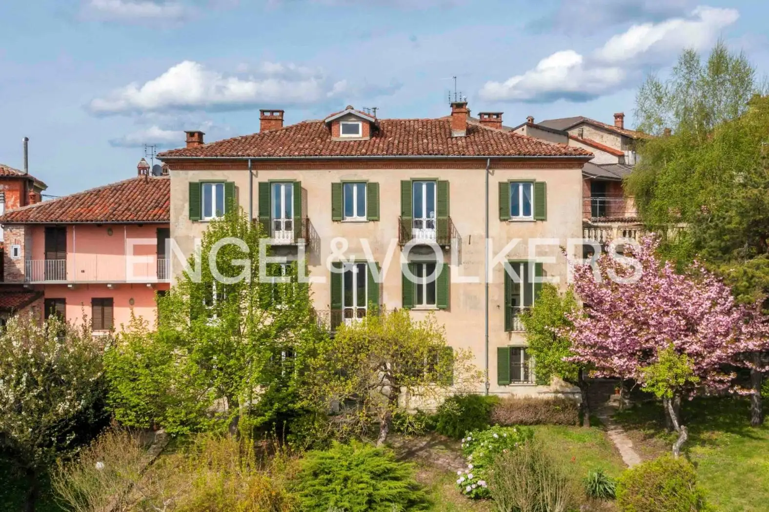 Villa in vendita a Murazzano