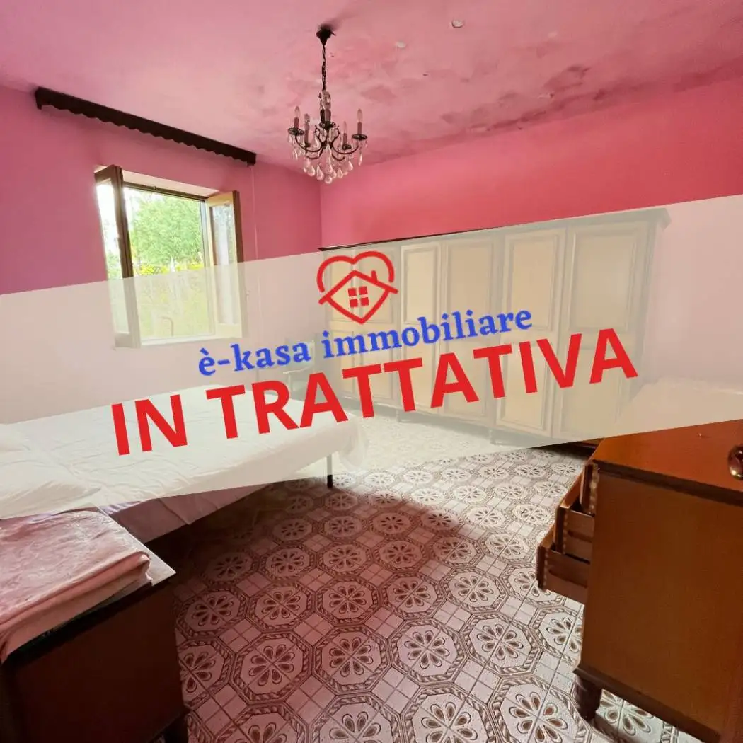 Rustico - Casale in vendita a Cleto