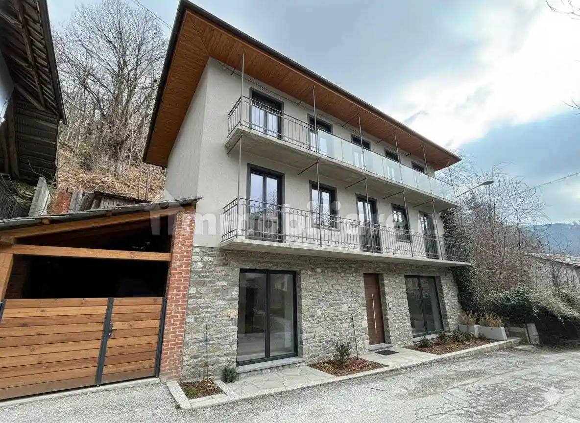 Casa indipendente in vendita a Pinerolo
