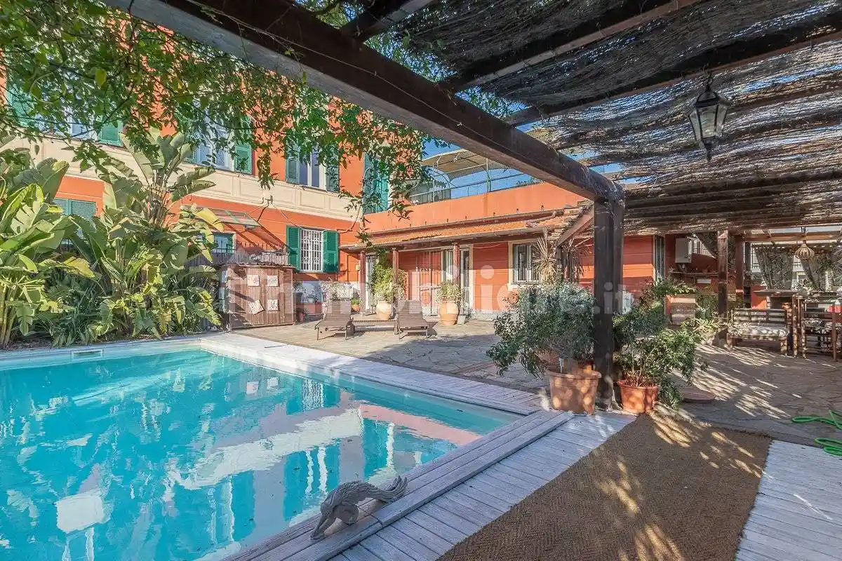 Appartamento in vendita a Savona