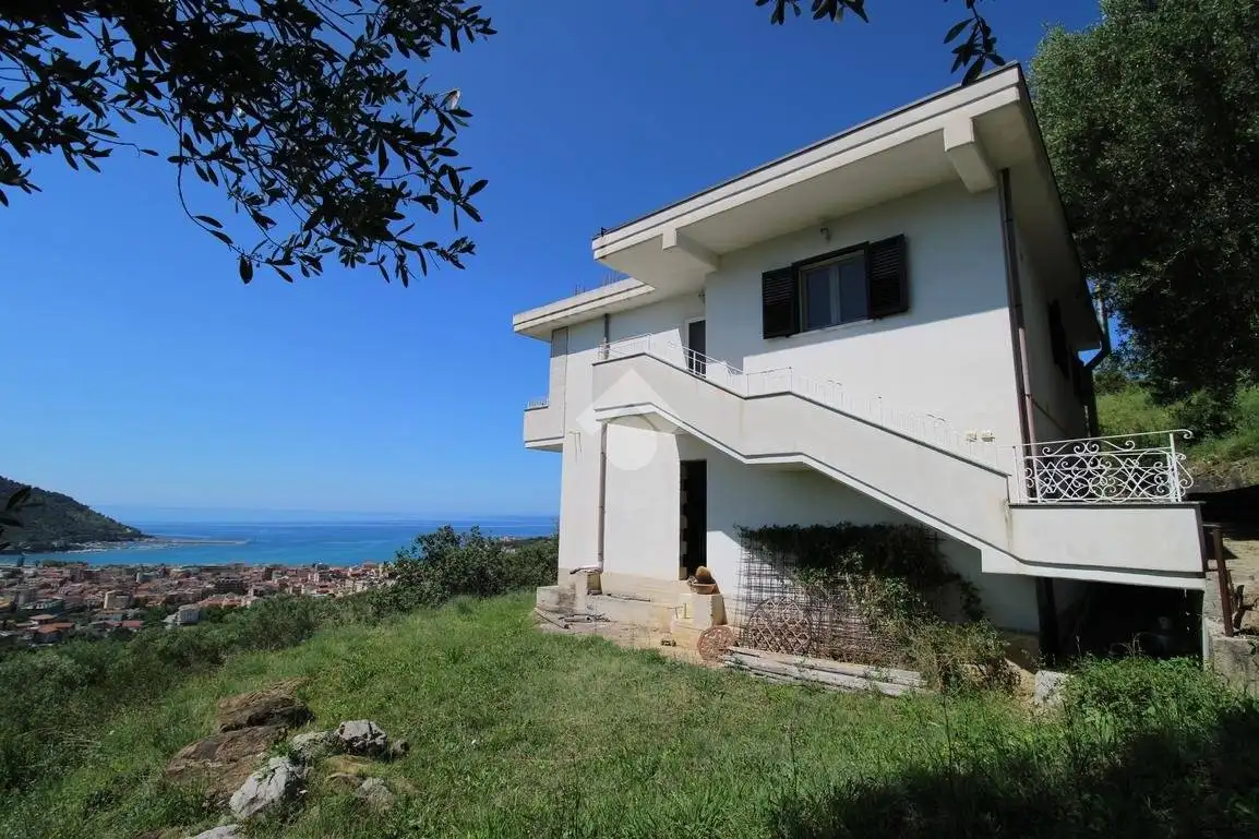 Villa in vendita a Torraca