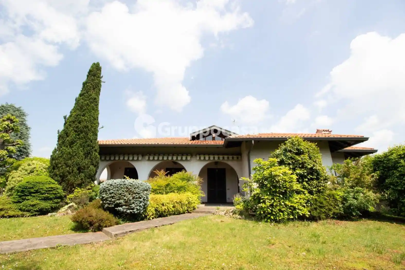 Villa in vendita a Robecchetto con Induno