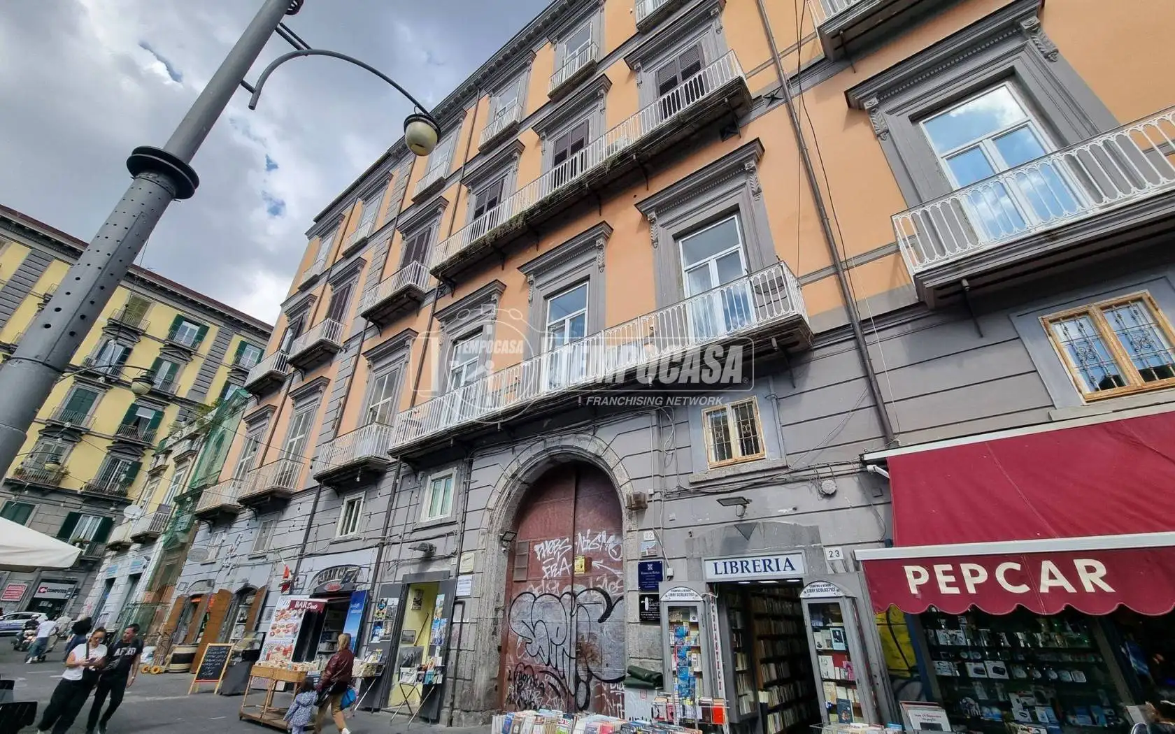 Appartamento in vendita a Napoli