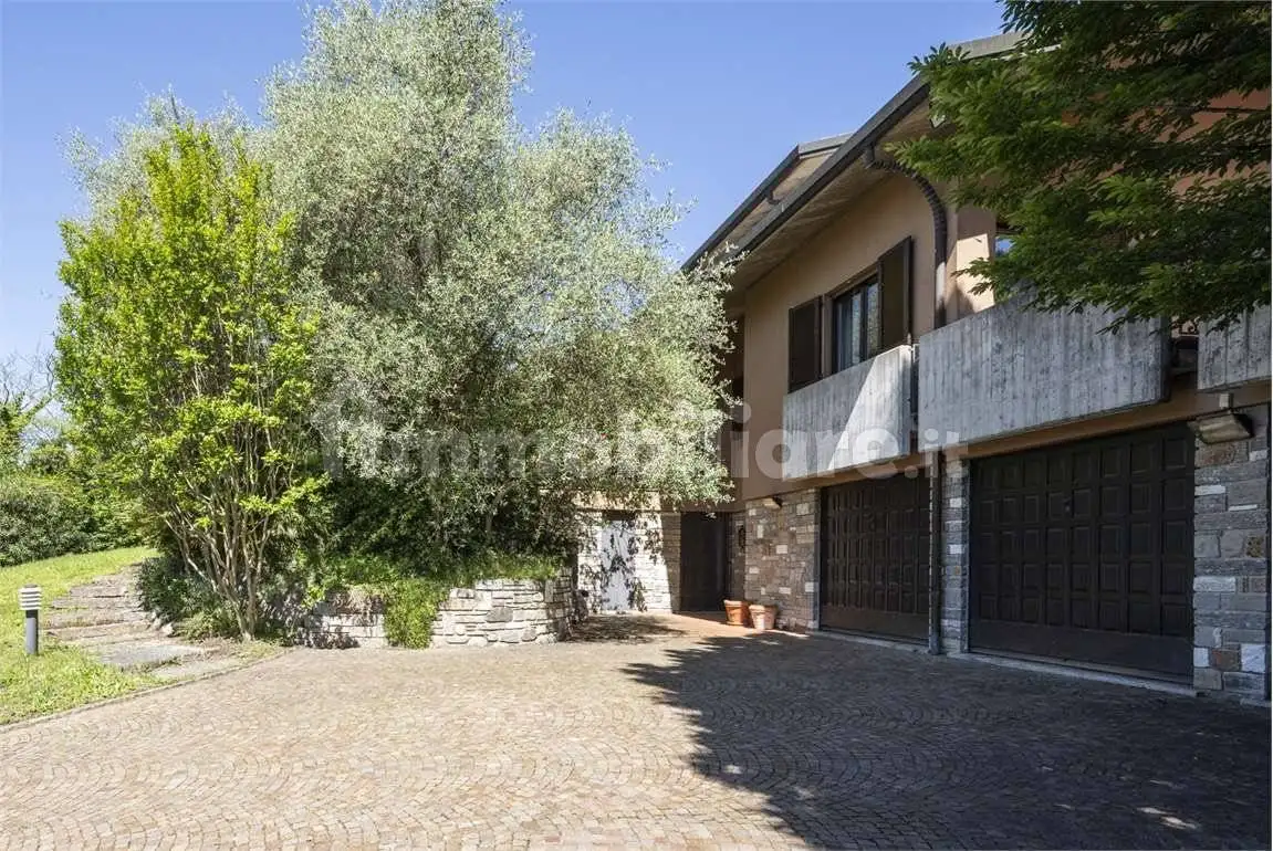 Villa unifamiliare via Don Parietti, 12, Barasso - foto 2