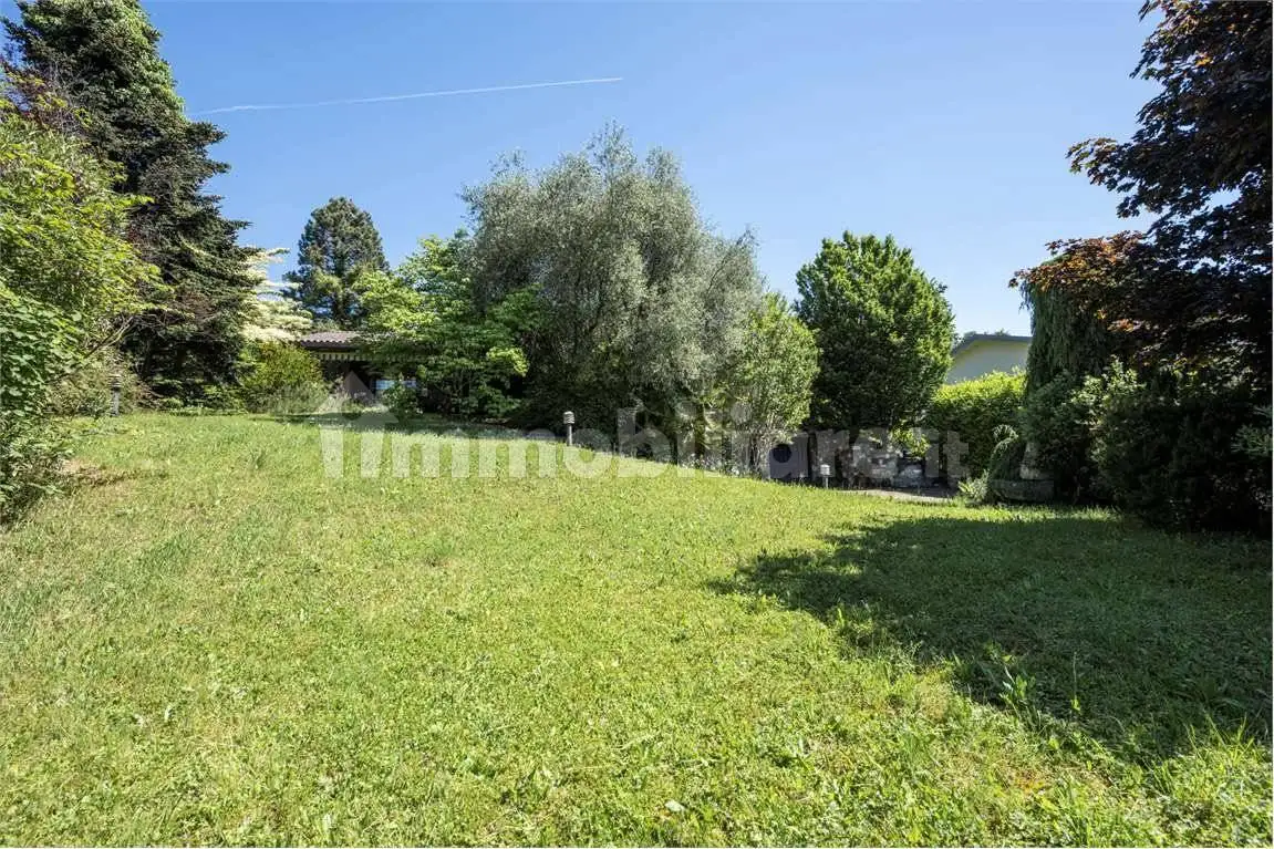 Villa unifamiliare via Don Parietti, 12, Barasso - foto 3