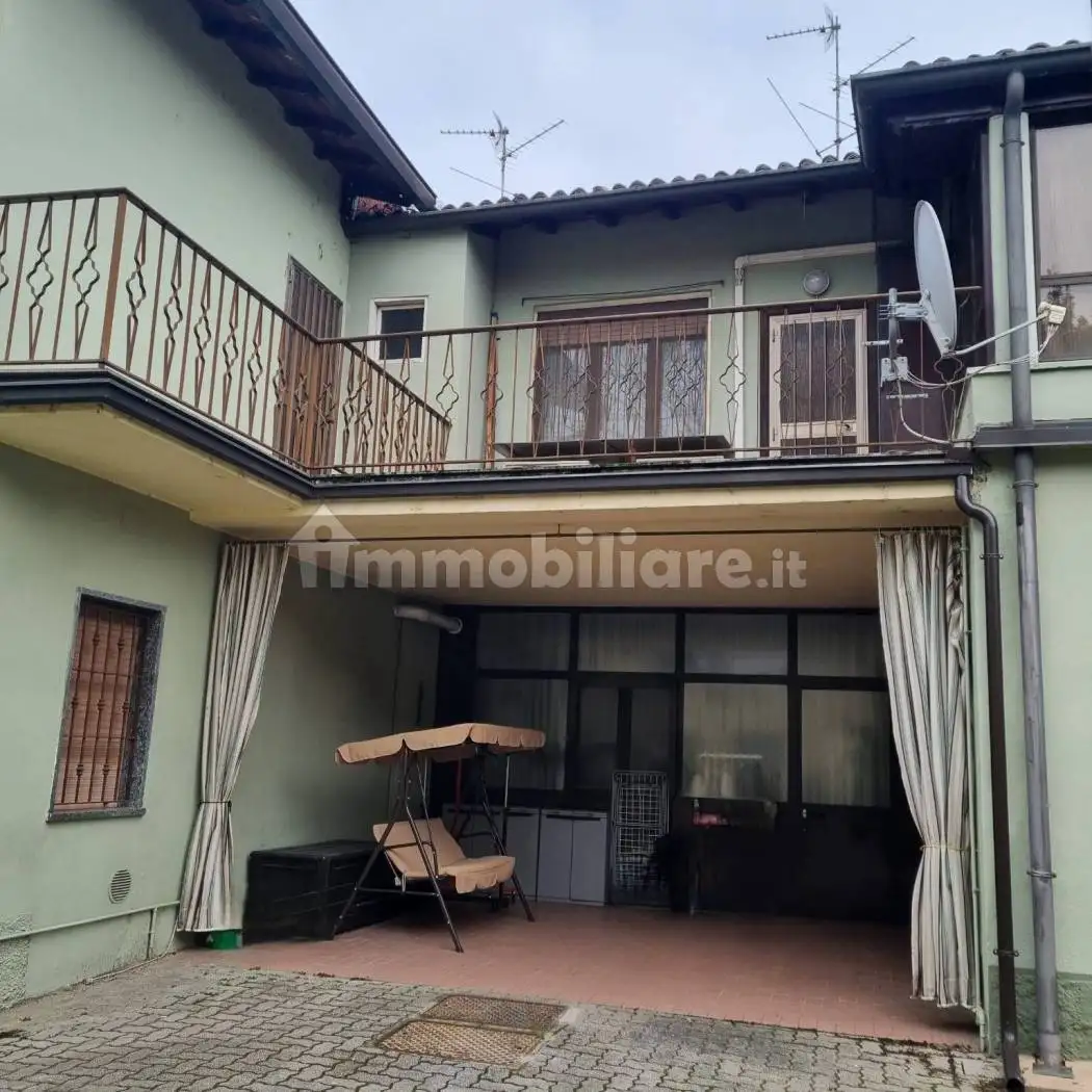 Casa indipendente in vendita a Ossago Lodigiano
