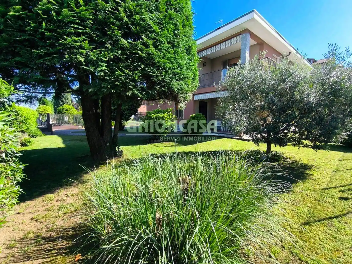 Villa in vendita a Venegono Inferiore