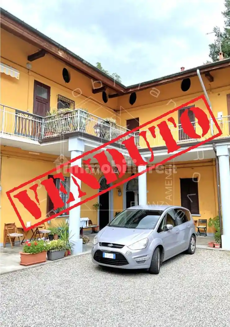 Appartamento in vendita a Jerago con Orago