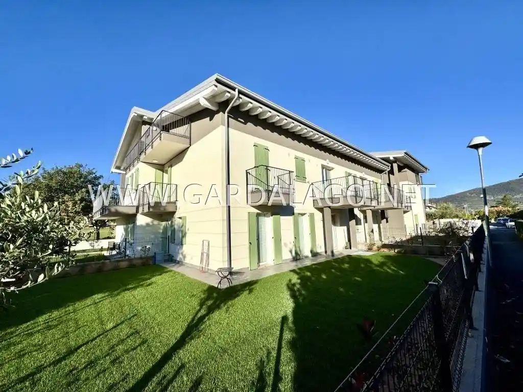 Appartamento in vendita a Costermano sul Garda