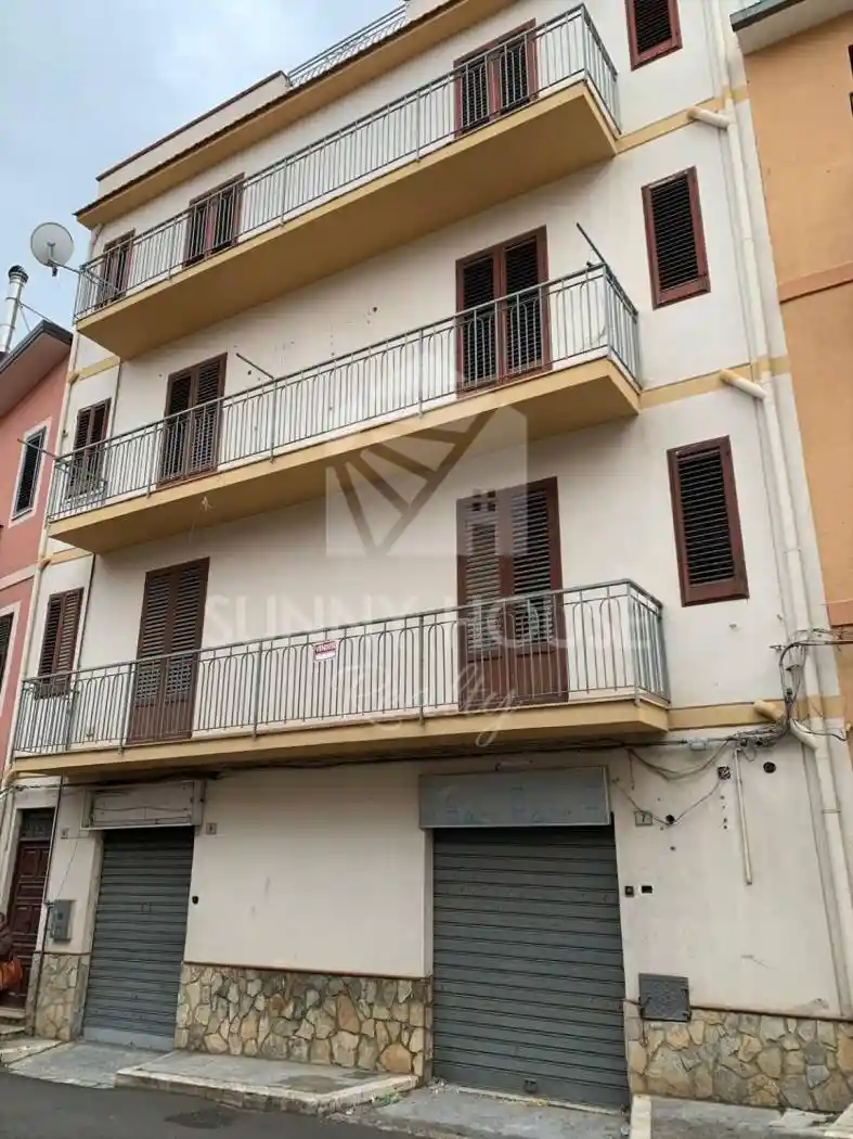 Palazzo - Edificio in vendita a Trabia
