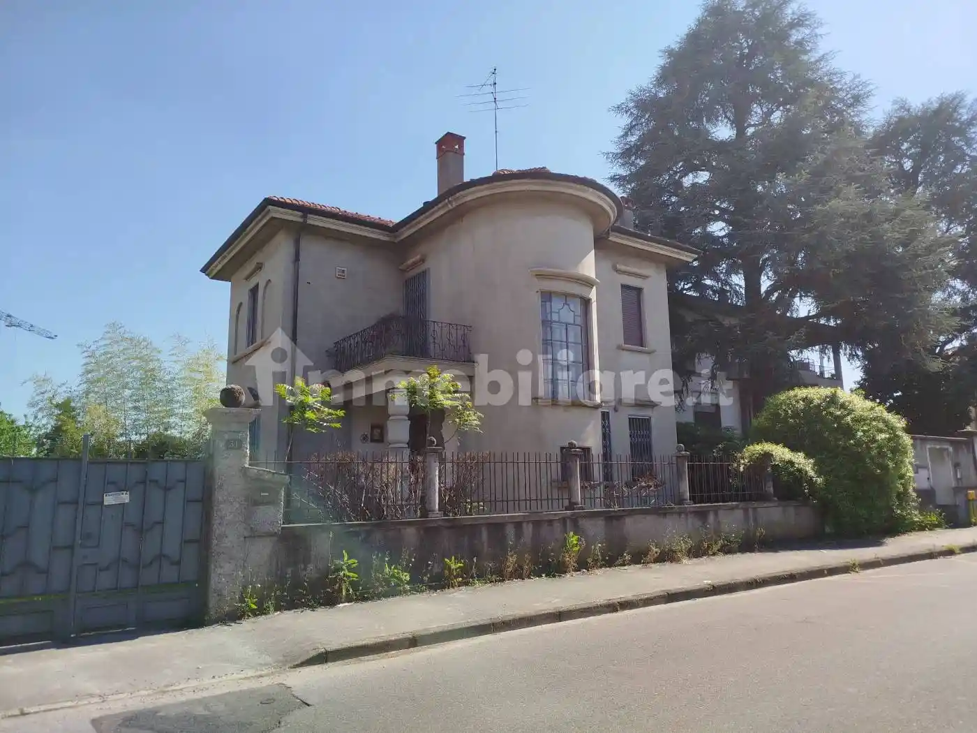 Villa in vendita a Legnano