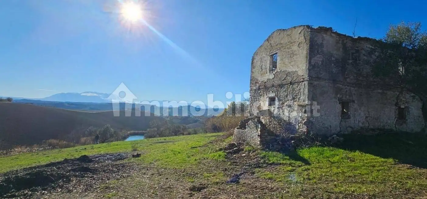 Rustico - Casale in vendita a Città Sant'Angelo