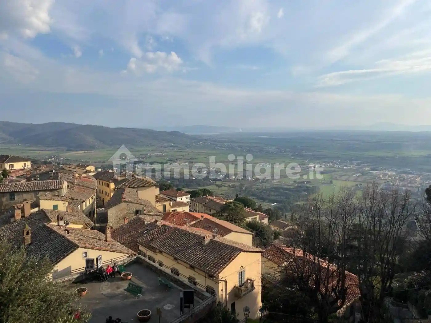 Casa indipendente in vendita a Cortona