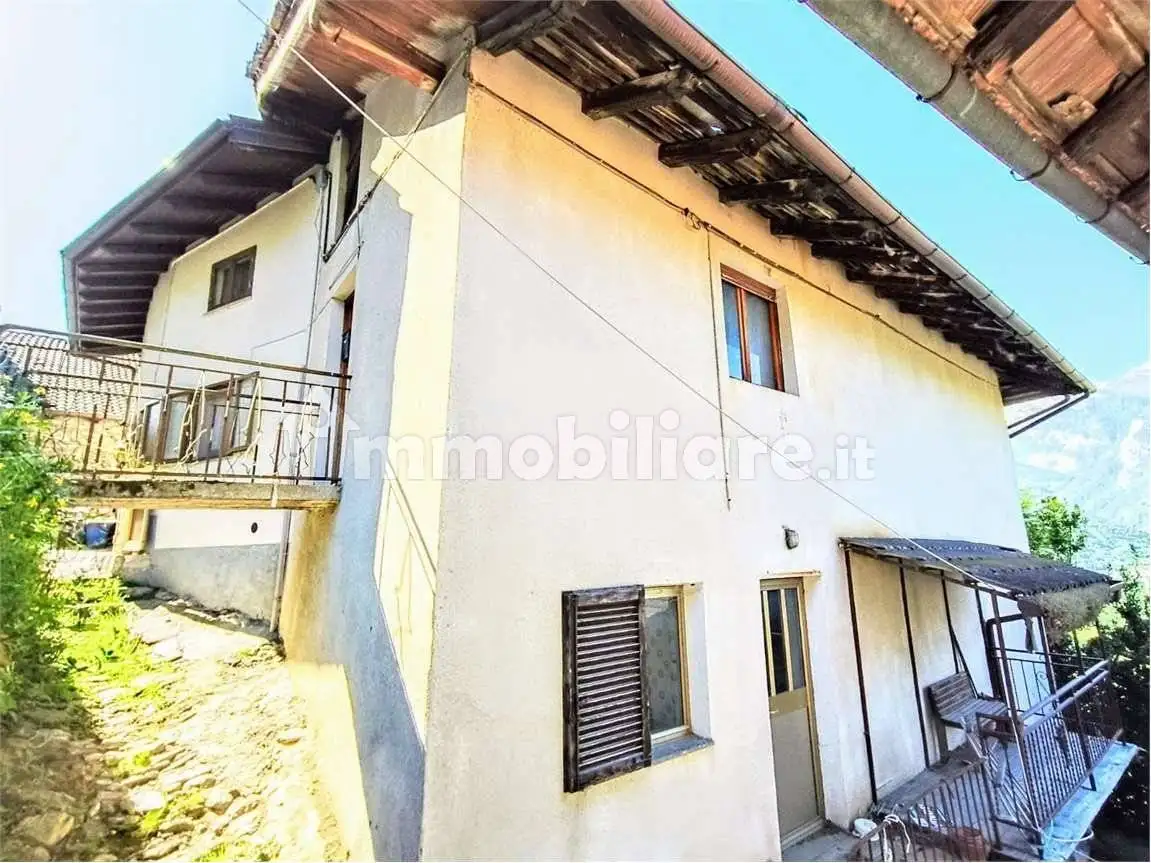 Rustico - Casale in vendita a Verrayes