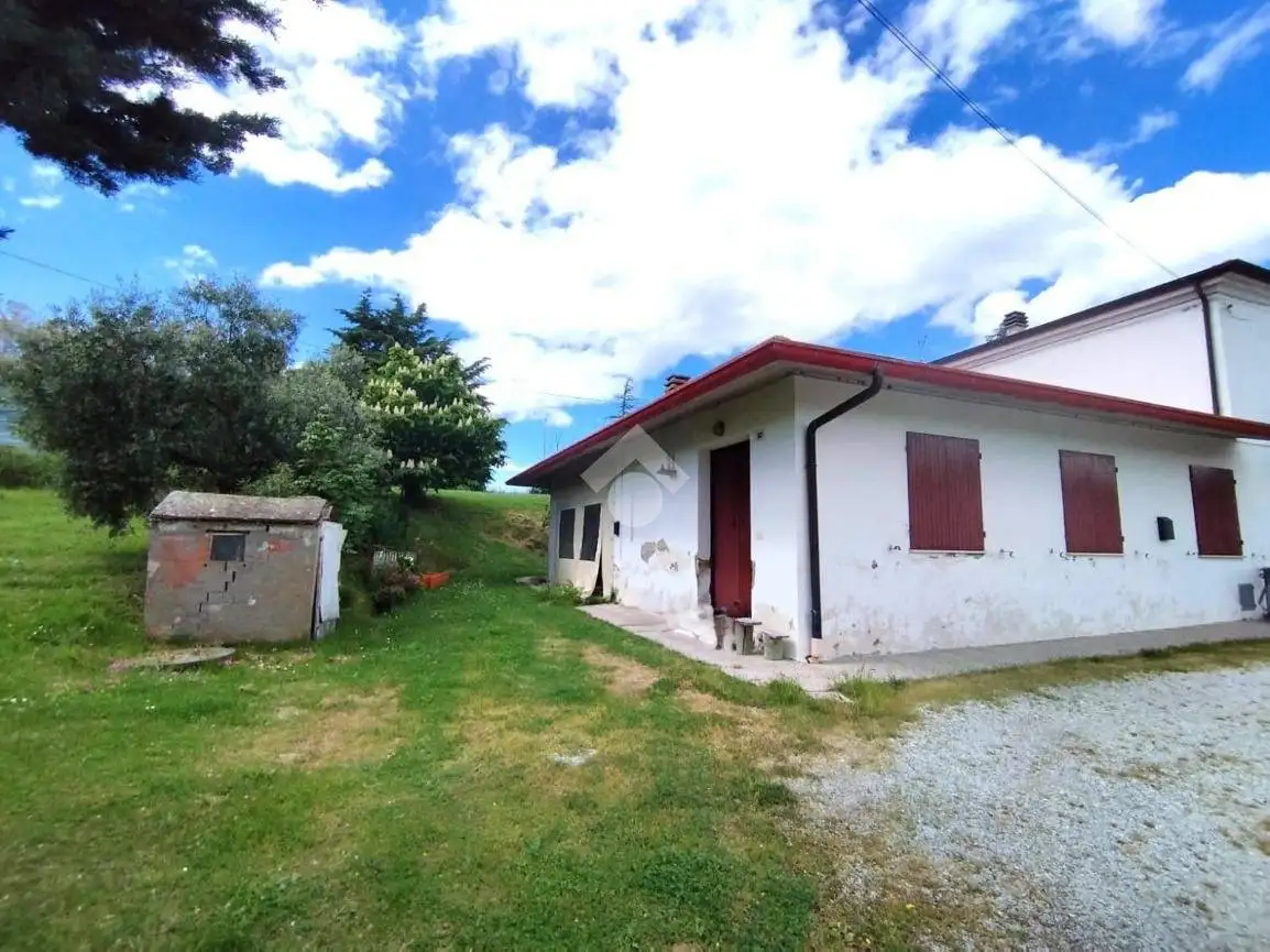 Casa indipendente in vendita a Sogliano al Rubicone