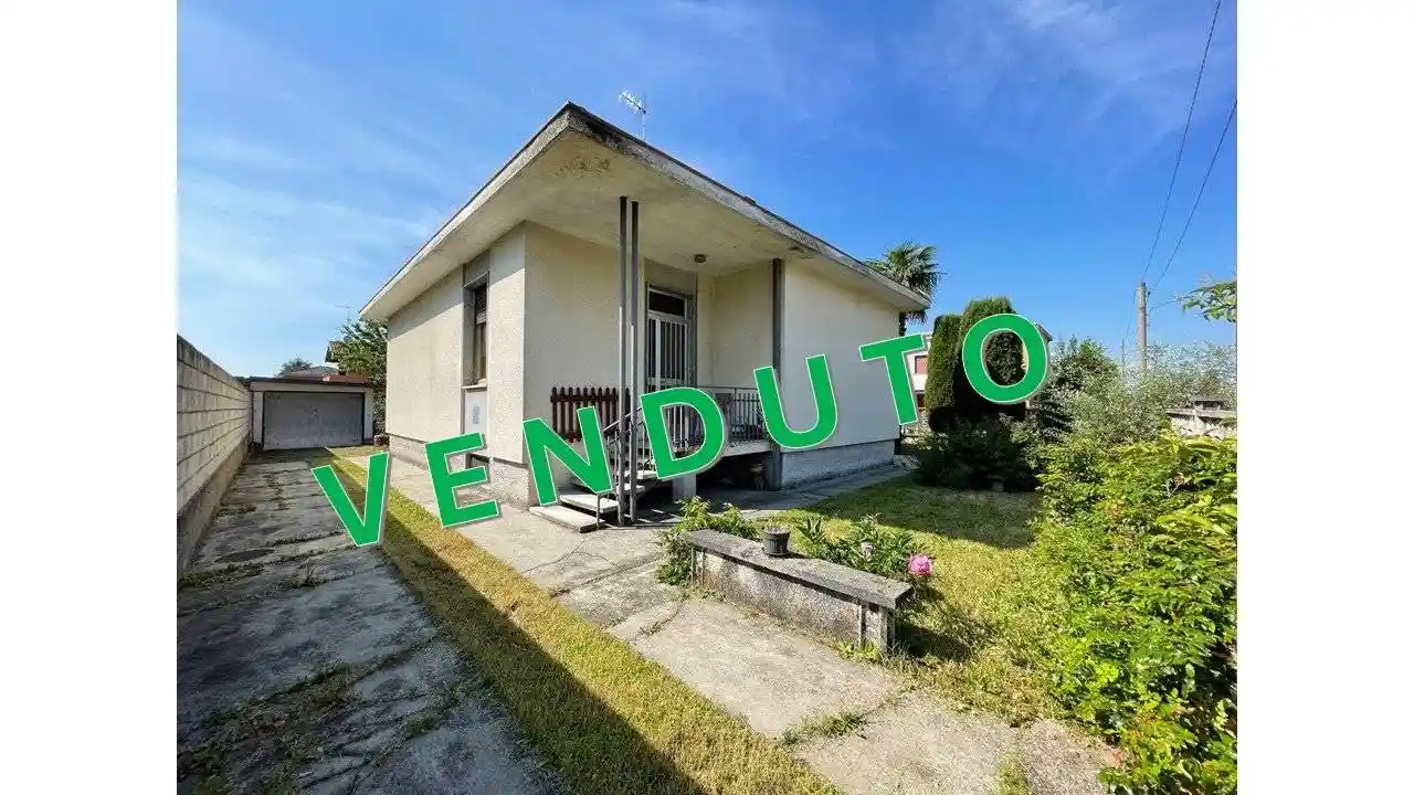 Villa in vendita a Villa Cortese