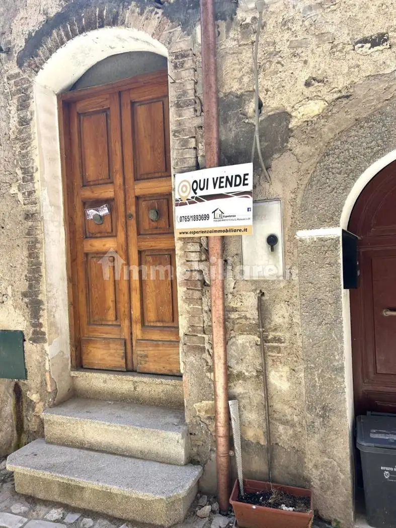 Quadrilocale via Giuseppe Massari 48, Centro, Casperia - foto 2