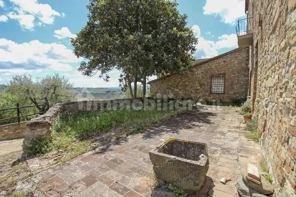 Rustico - Casale in vendita a Poggibonsi