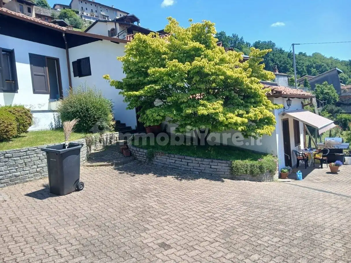 Villa in vendita a Burolo