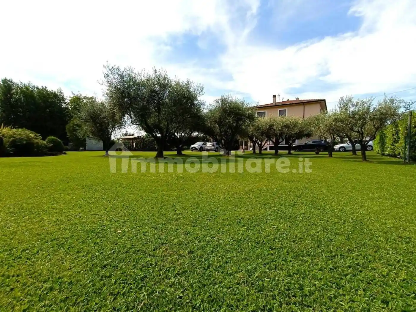 Villa in vendita a Massa