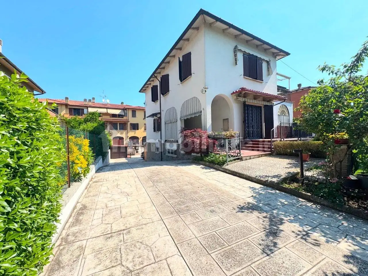 Villa in vendita a Granarolo dell'Emilia