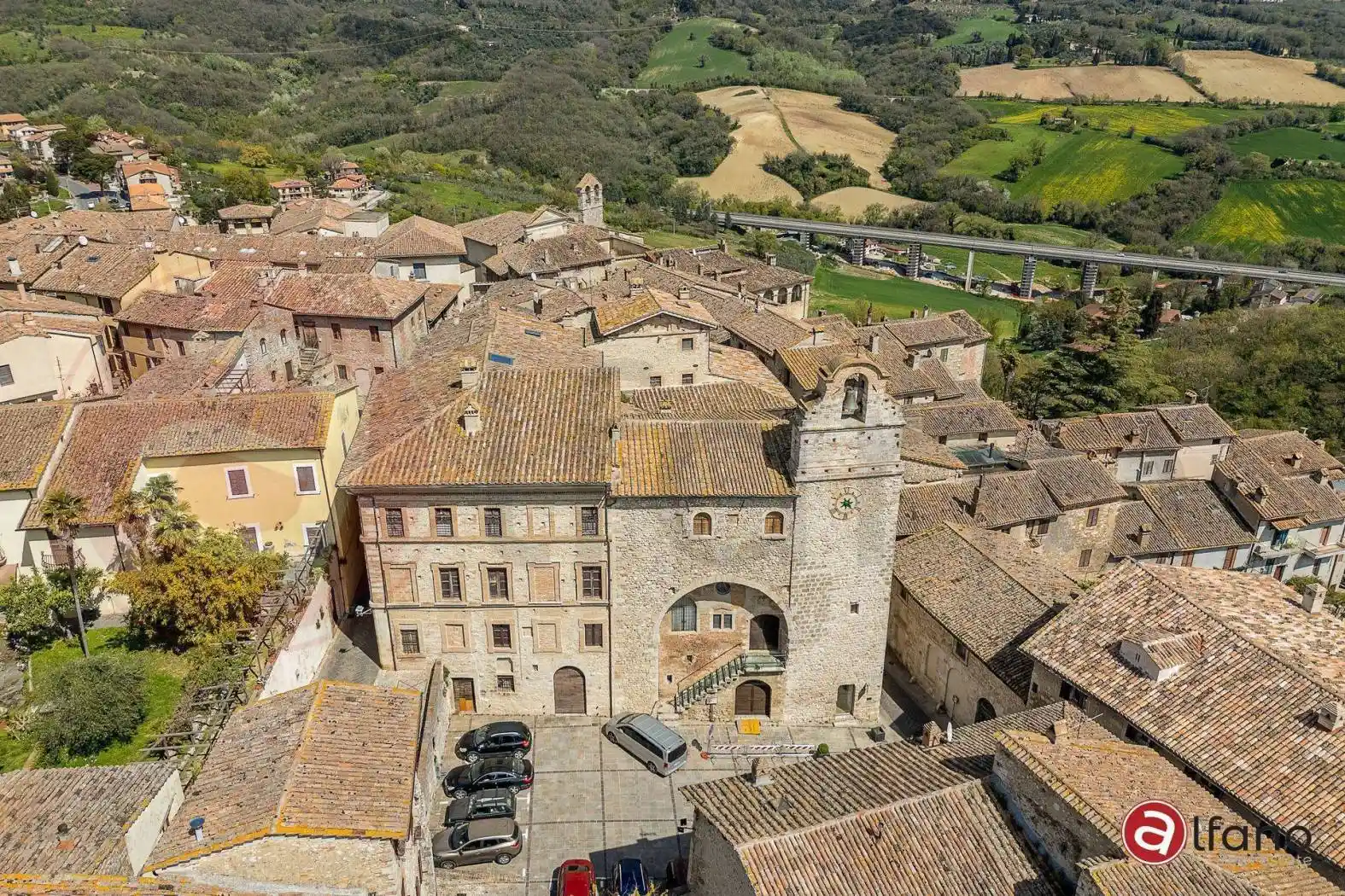 Palazzo - Edificio in vendita a San Gemini