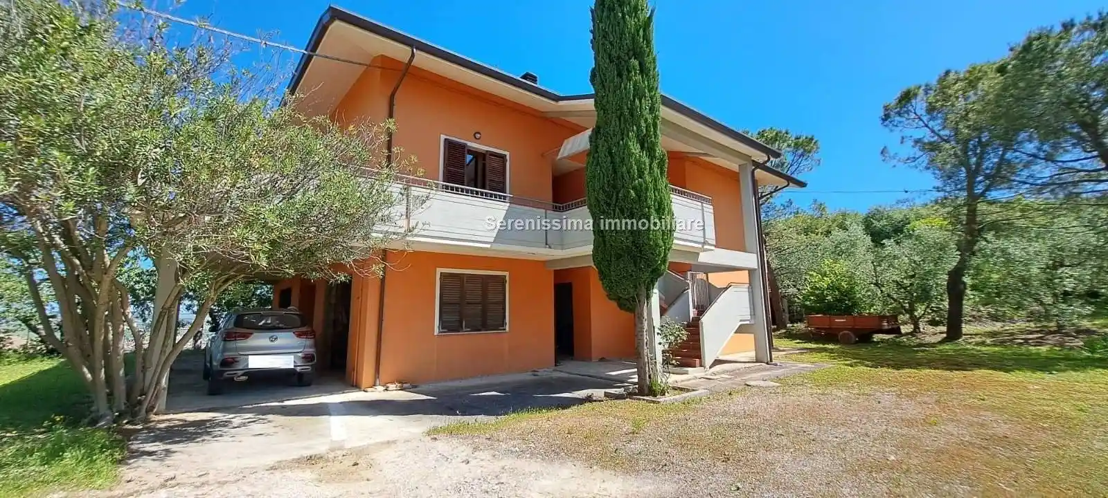 Villa in vendita a Vallefoglia