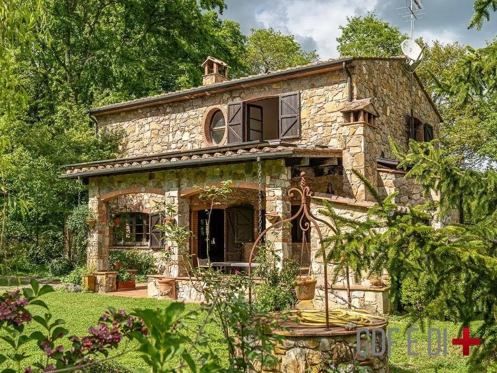 Rustico - Casale in vendita a Montieri