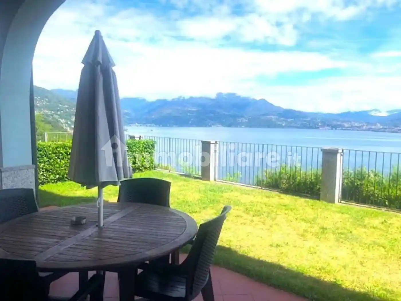 Appartamento in vendita a Oggebbio