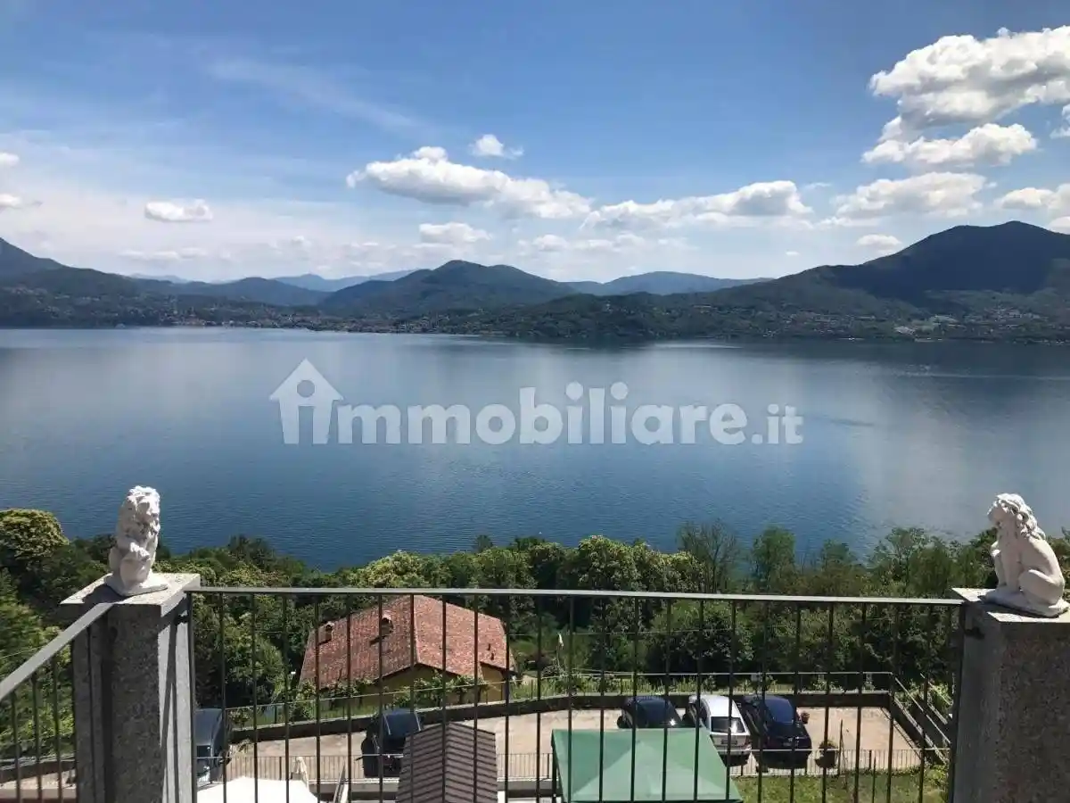 Appartamento in vendita a Oggebbio