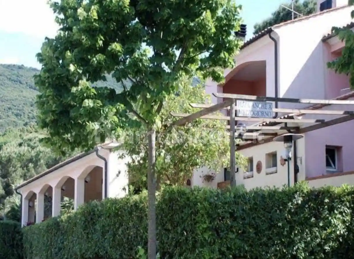 Palazzo - Edificio in vendita a Marciana Marina