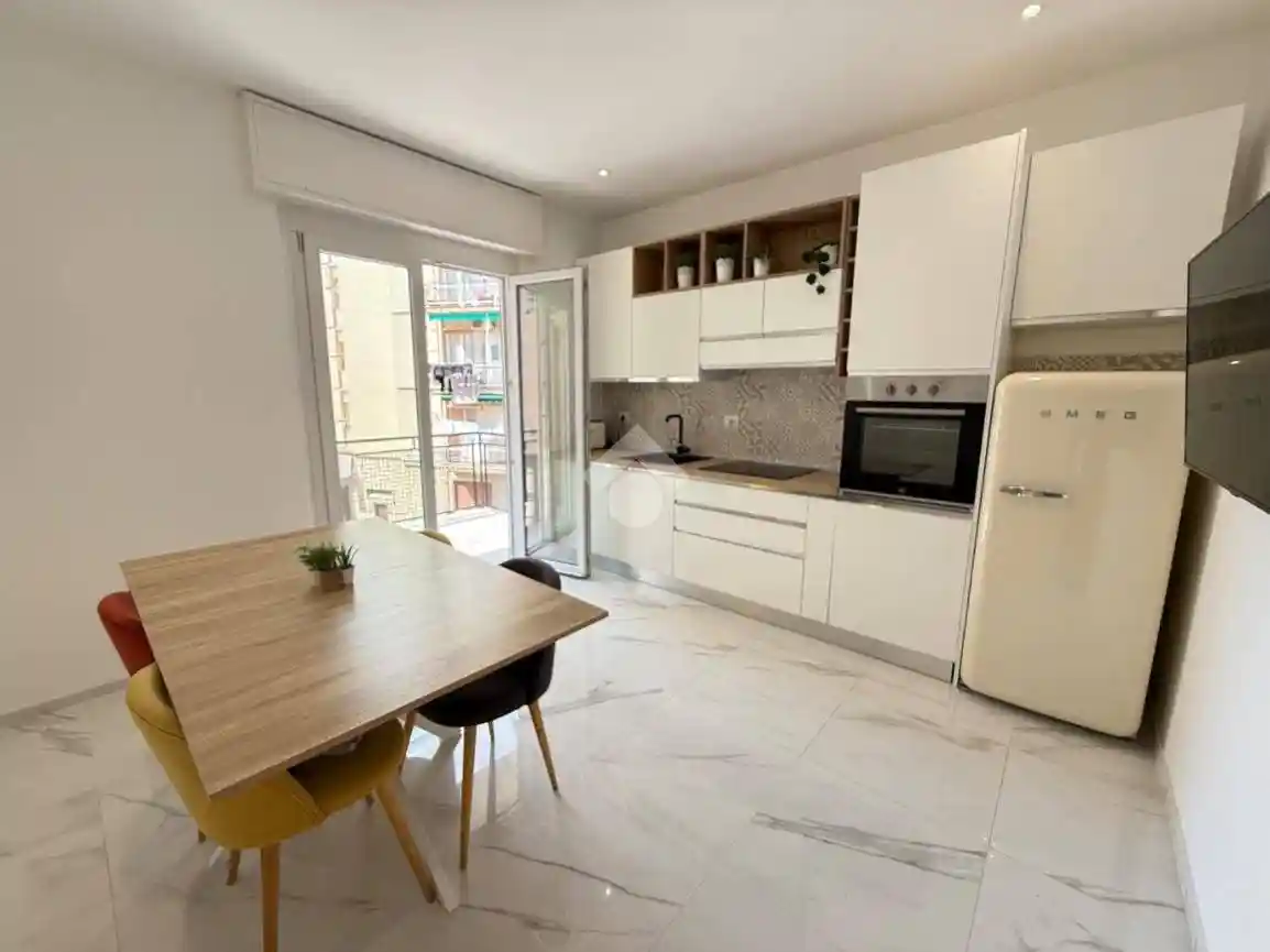 Appartamento in vendita a Albisola Superiore