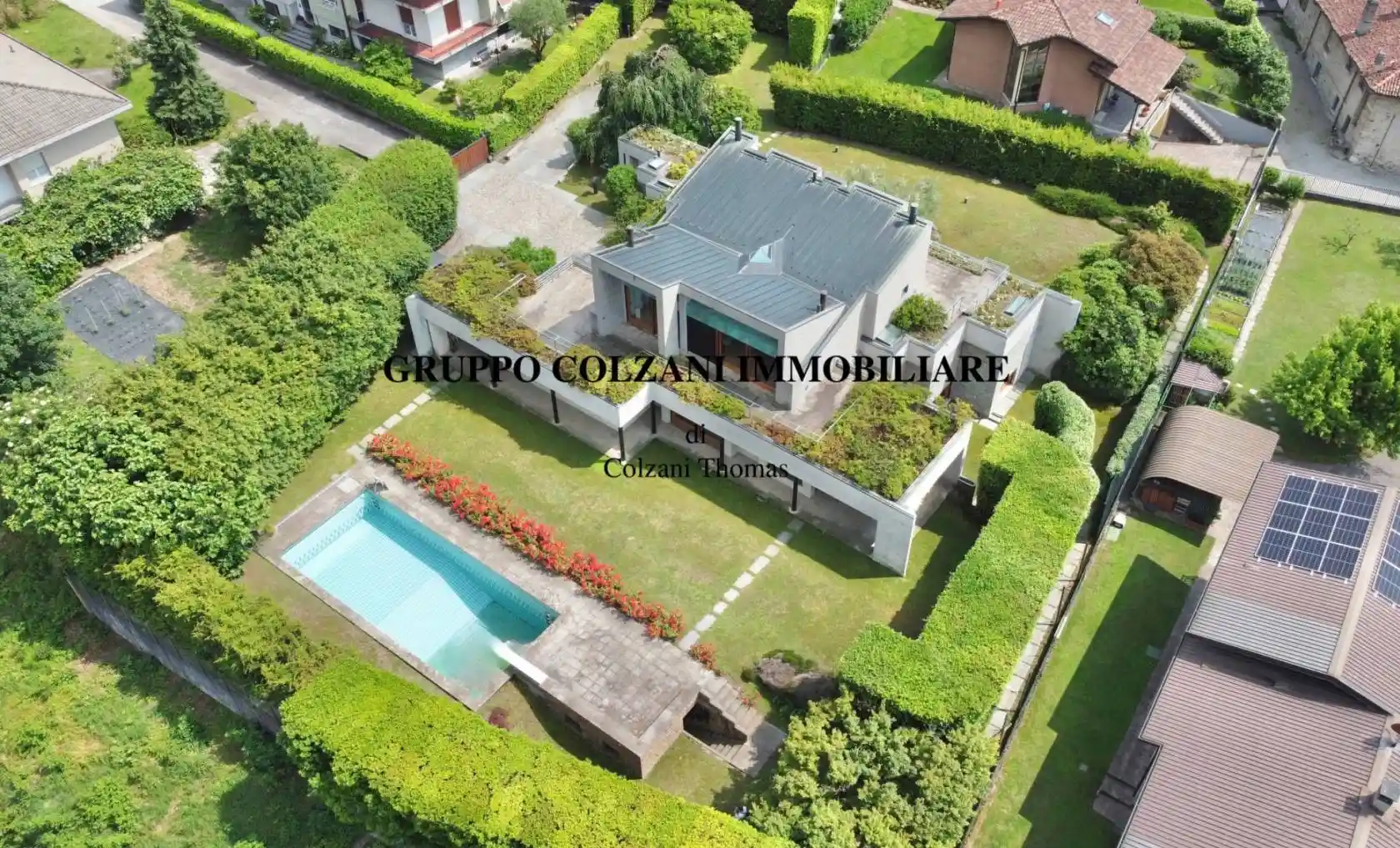 Villa in vendita a Lipomo