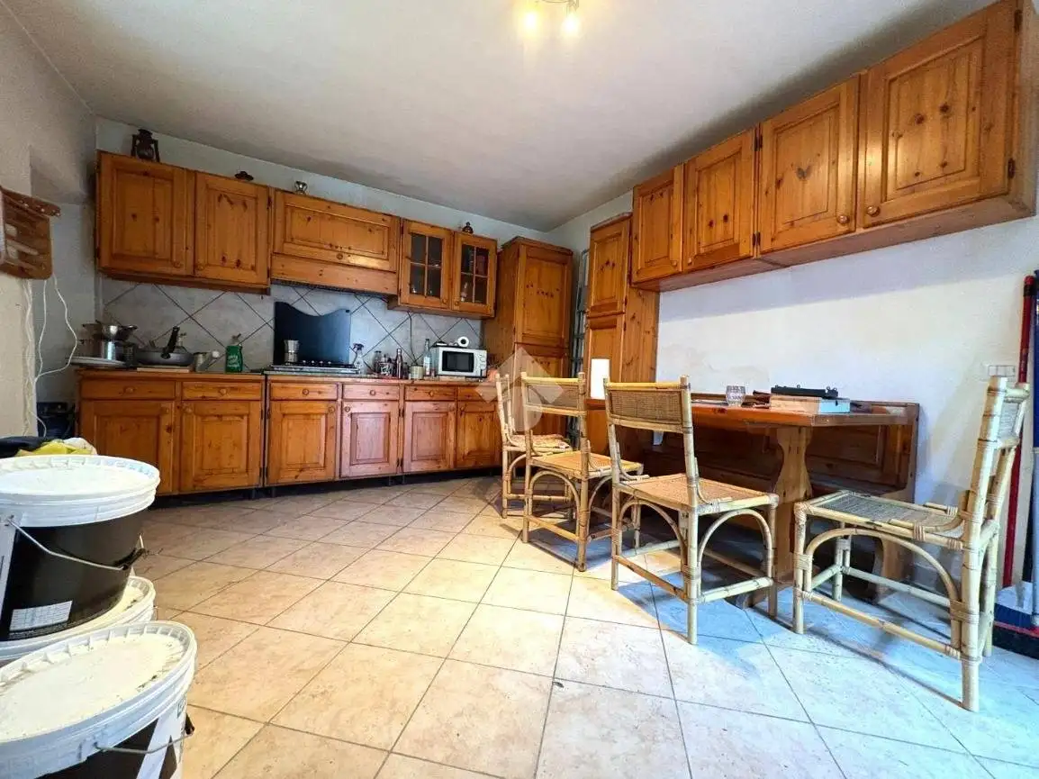 Appartamento in vendita a Fusine