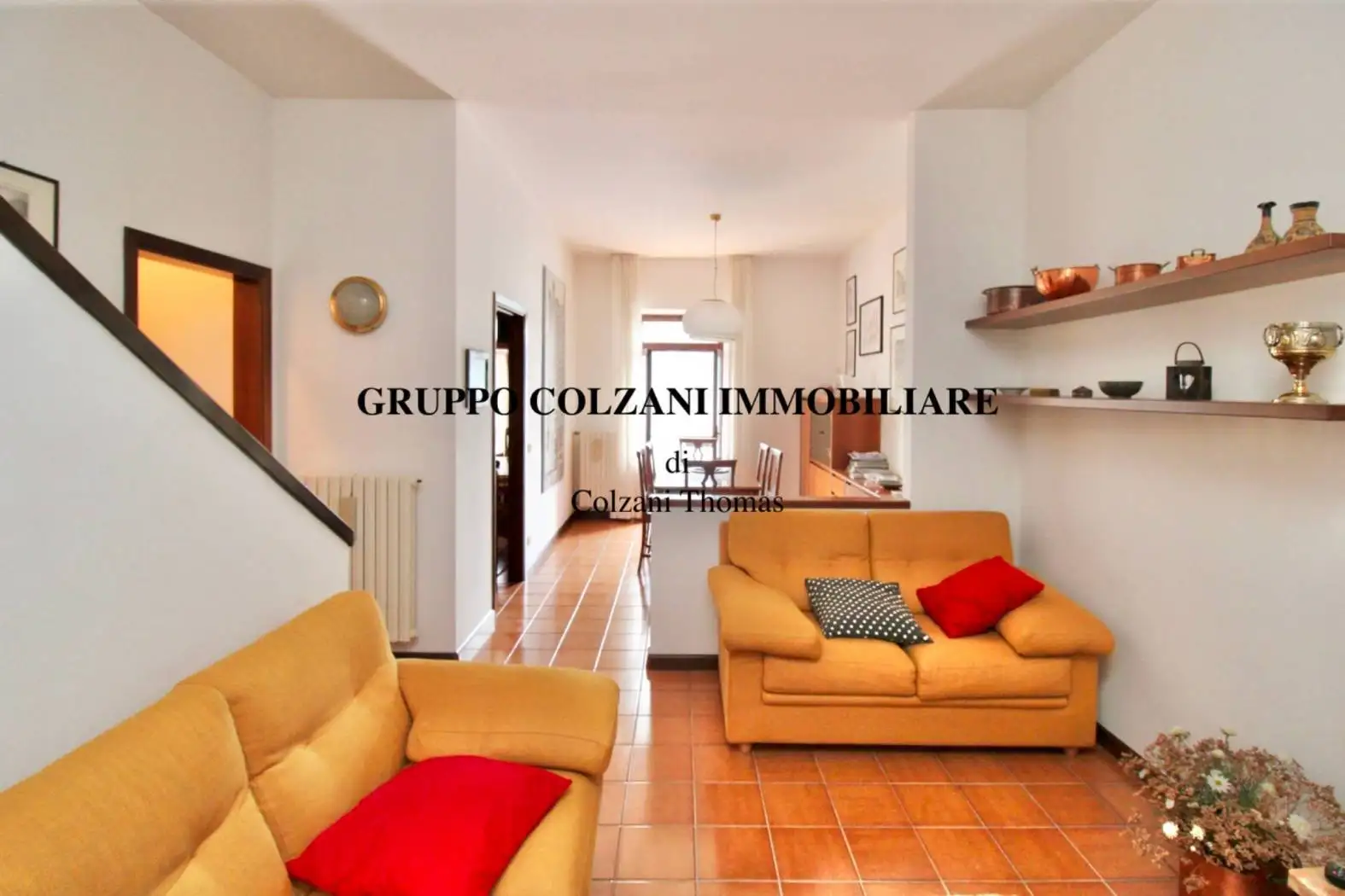 Appartamento buono stato, su più livelli, Colonno - foto 3