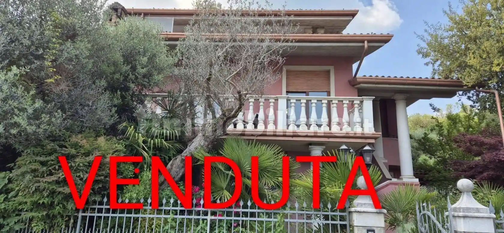 Villa in vendita a Gavardo