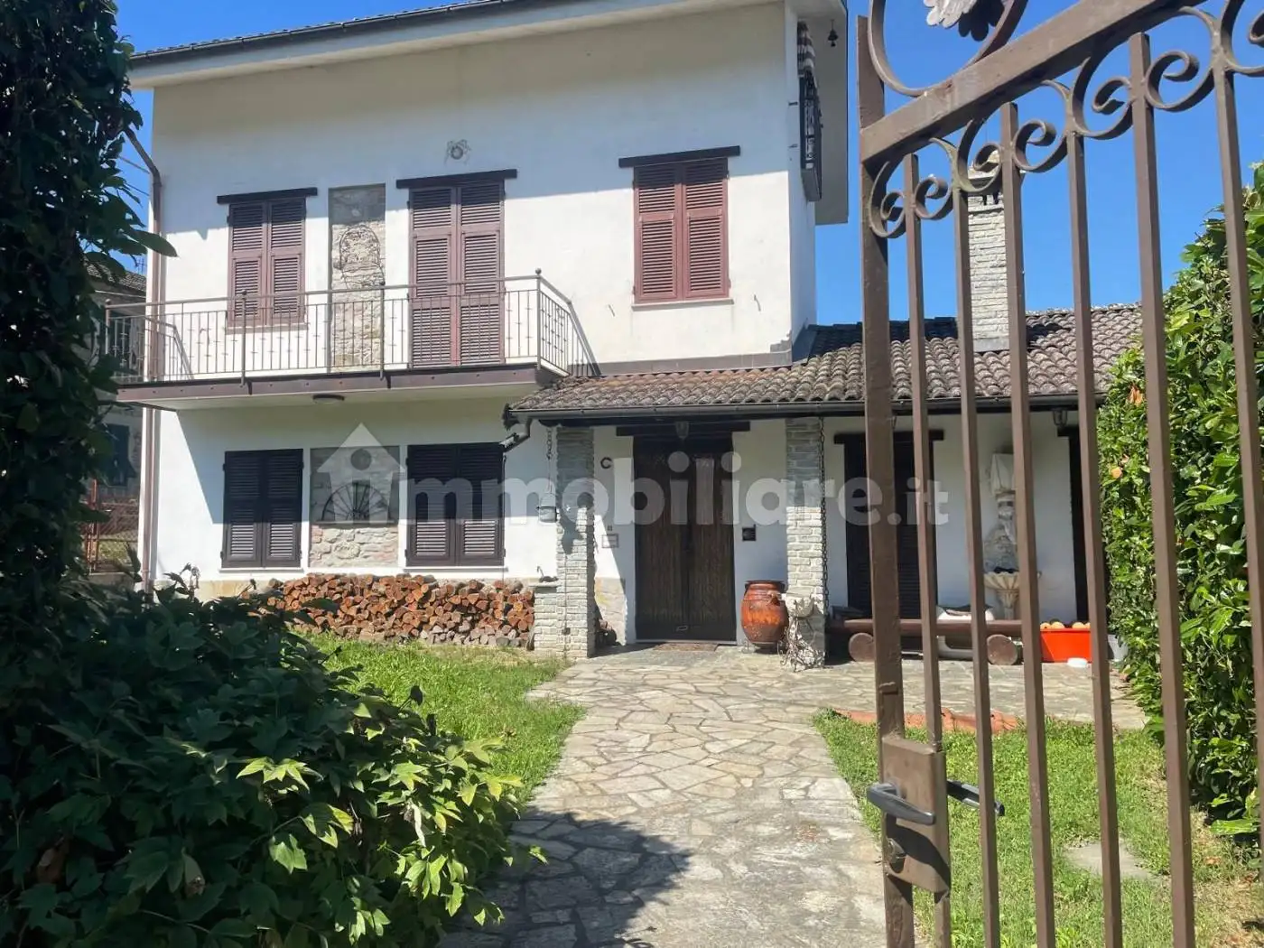 Villa in vendita a Borghetto di Borbera