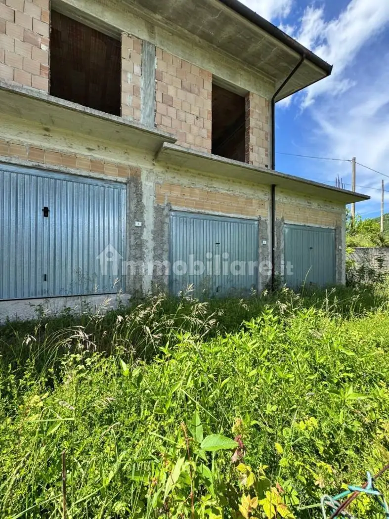 Terratetto unifamiliare via Canistro, Pescocanale, Capistrello - foto 4