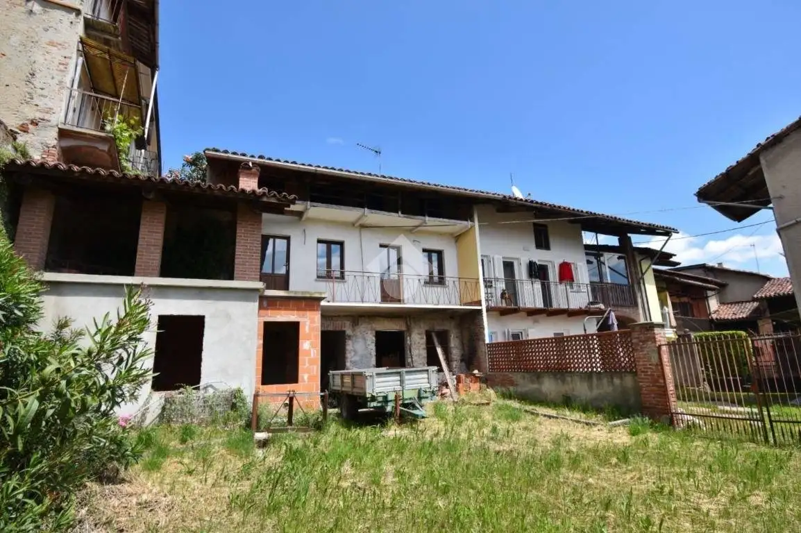 Rustico - Casale in vendita a Azeglio