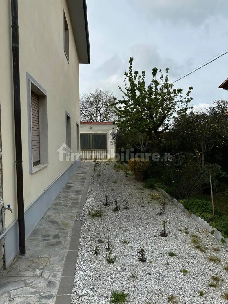 Villa in vendita a Orciano Pisano