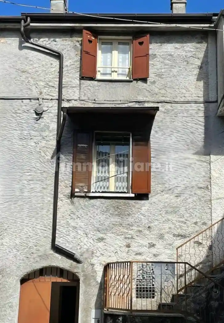 Casa indipendente in vendita a Sondrio