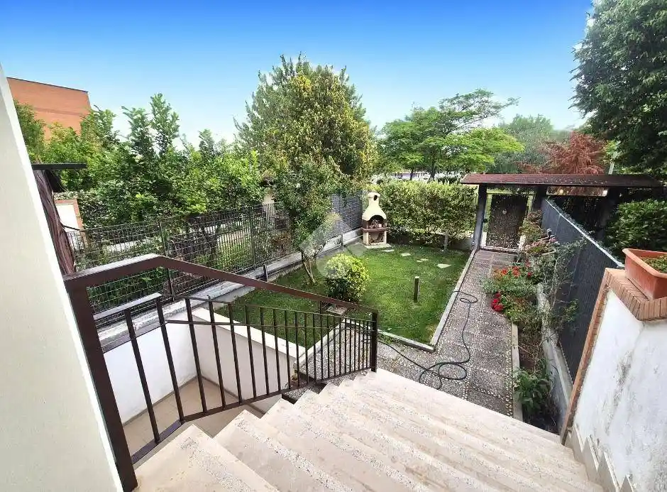 Villa a schiera via Giuseppe la Torre 69, Comparto Biccari, Foggia - foto 5