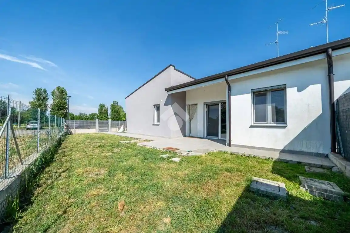 Villa in vendita a Fabbrico