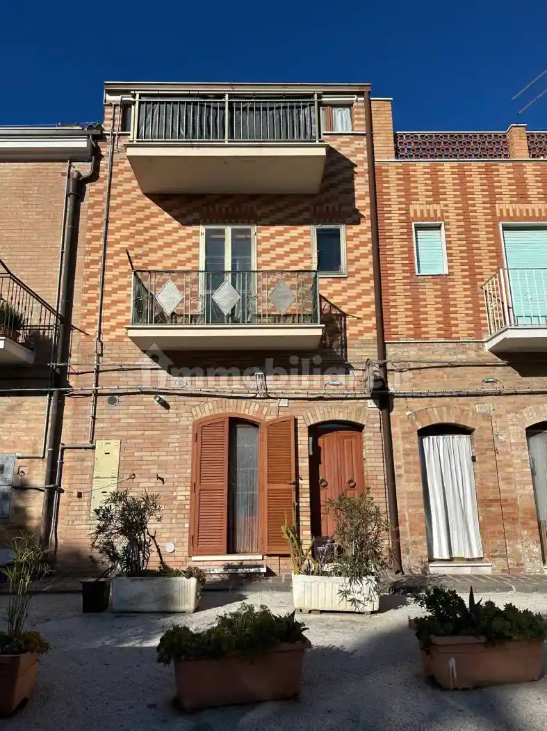 Appartamento via Giacomo Matteotti 234, Troia - foto 2