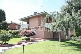 Villa in vendita a Alessandria