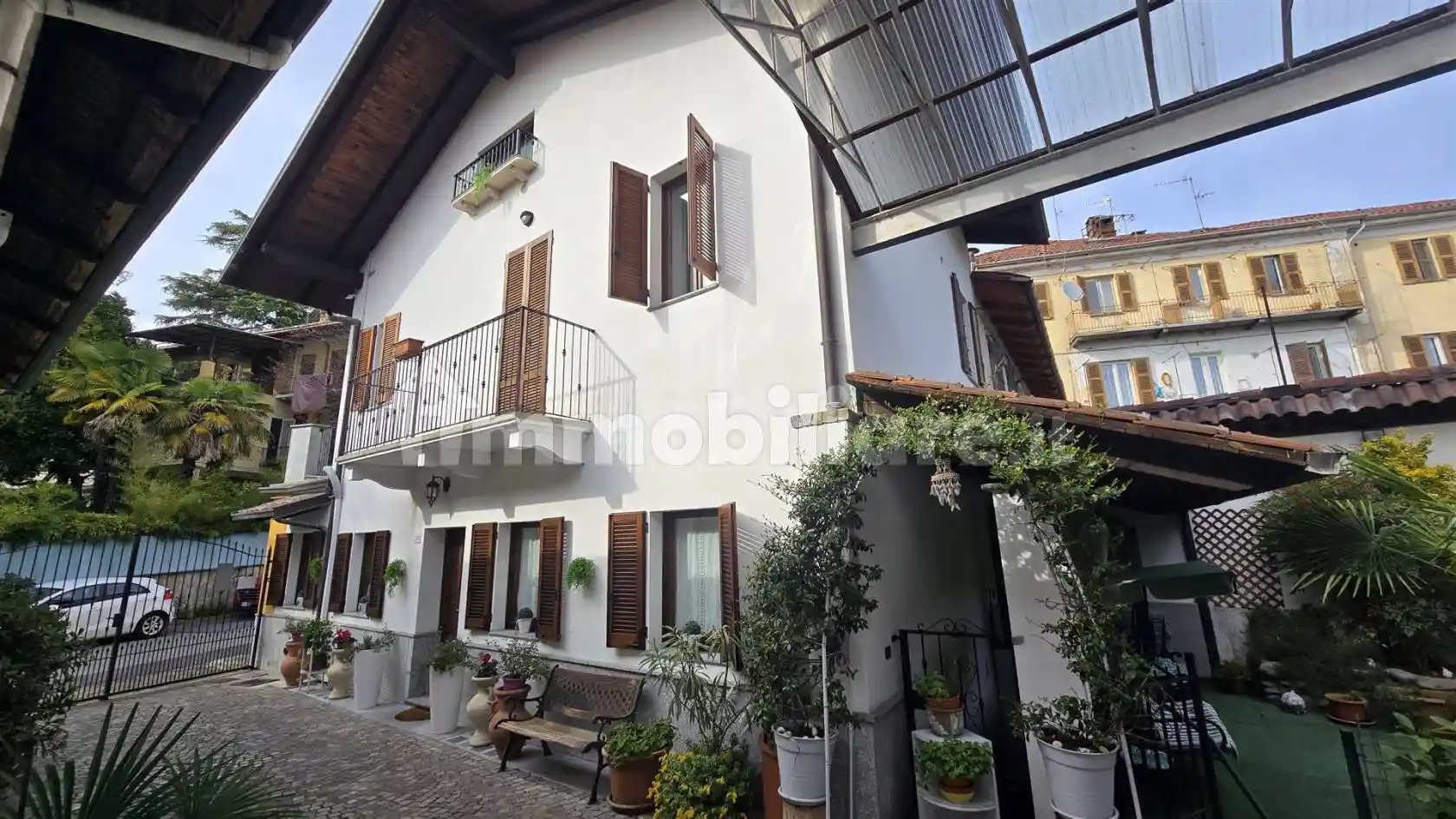 Casa indipendente in vendita a Biella