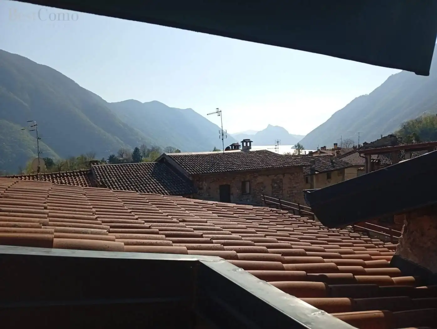 Appartamento in vendita a Valsolda