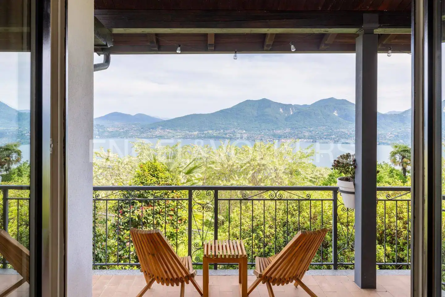 Villa in affitto a Oggebbio