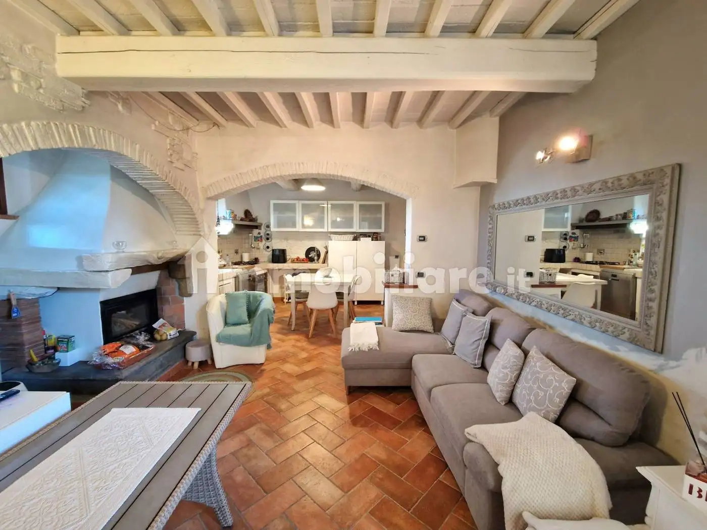 Casa indipendente in vendita a Pistoia